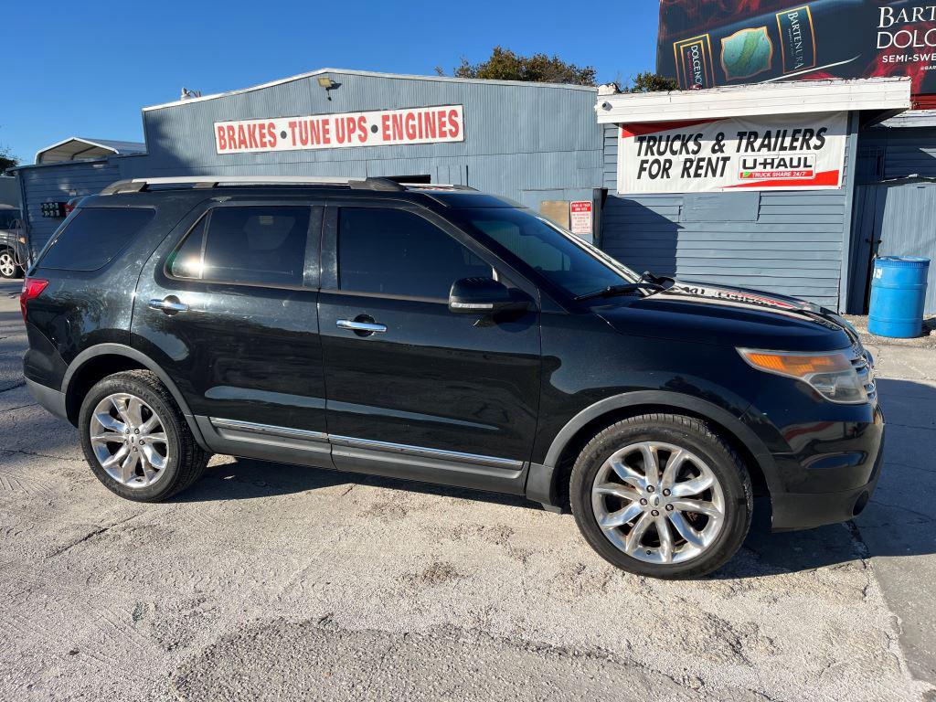 2013 Ford Explorer XLT photo