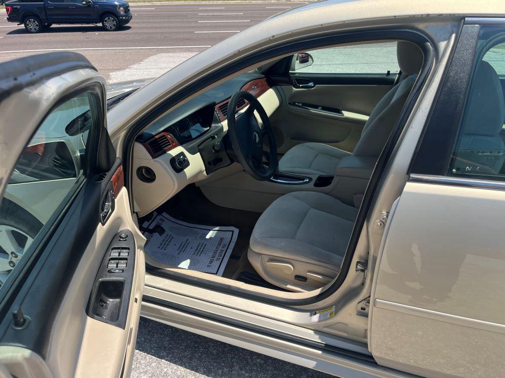 2009 Chevrolet Impala - $4,595