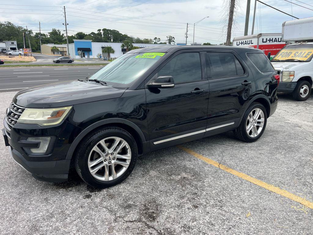 2016 Ford Explorer - $9,995