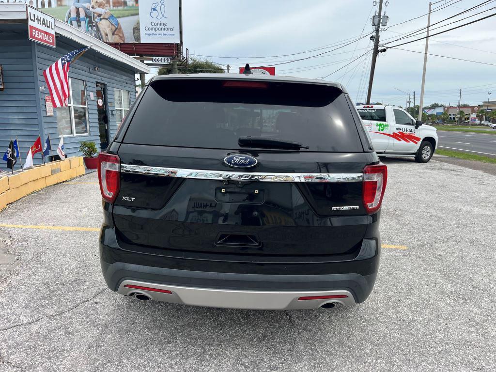 2016 Ford Explorer - $9,995