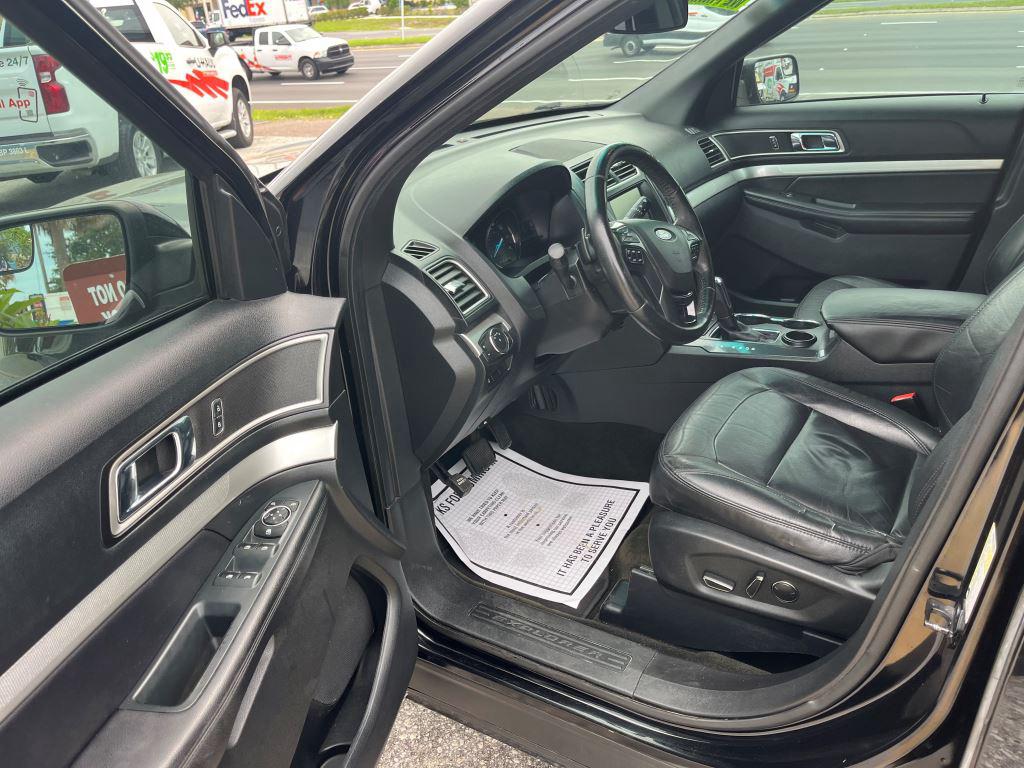 2016 Ford Explorer - $9,995