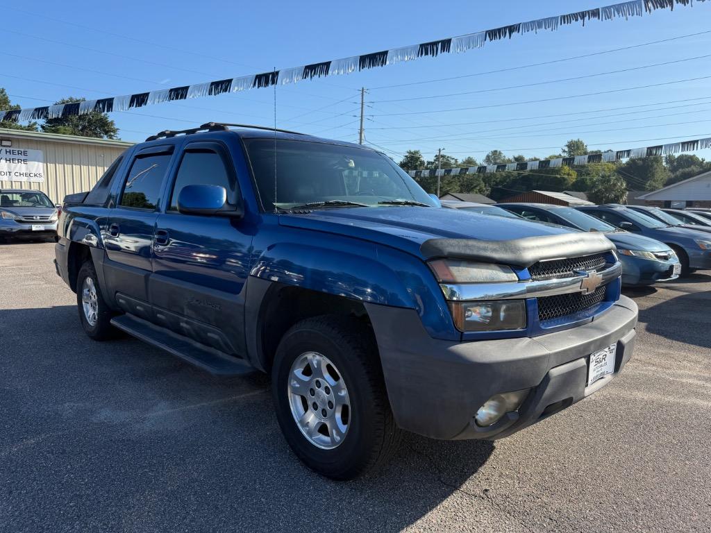 2003 Chevrolet Avalanche - $7,995