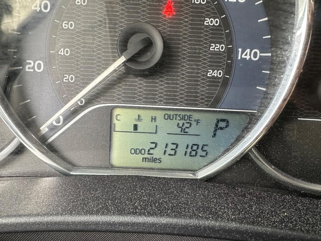 2014 Toyota Corolla L photo