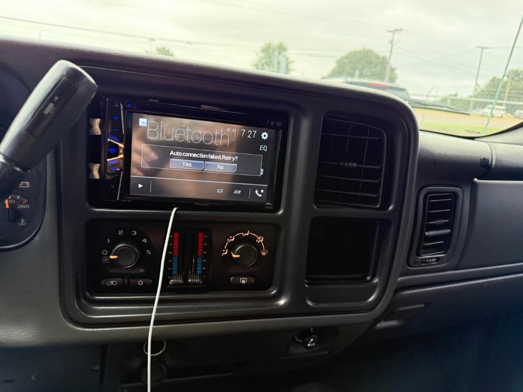 2006 Chevrolet Silverado - $9,200