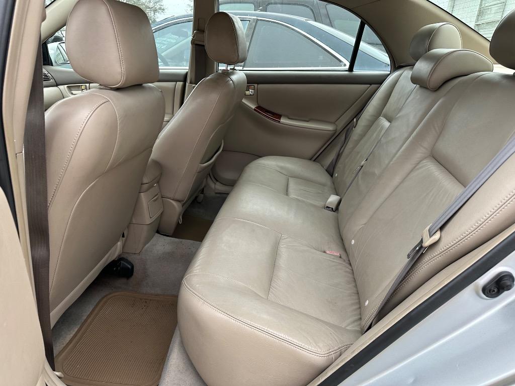 2005 Toyota Corolla CE photo