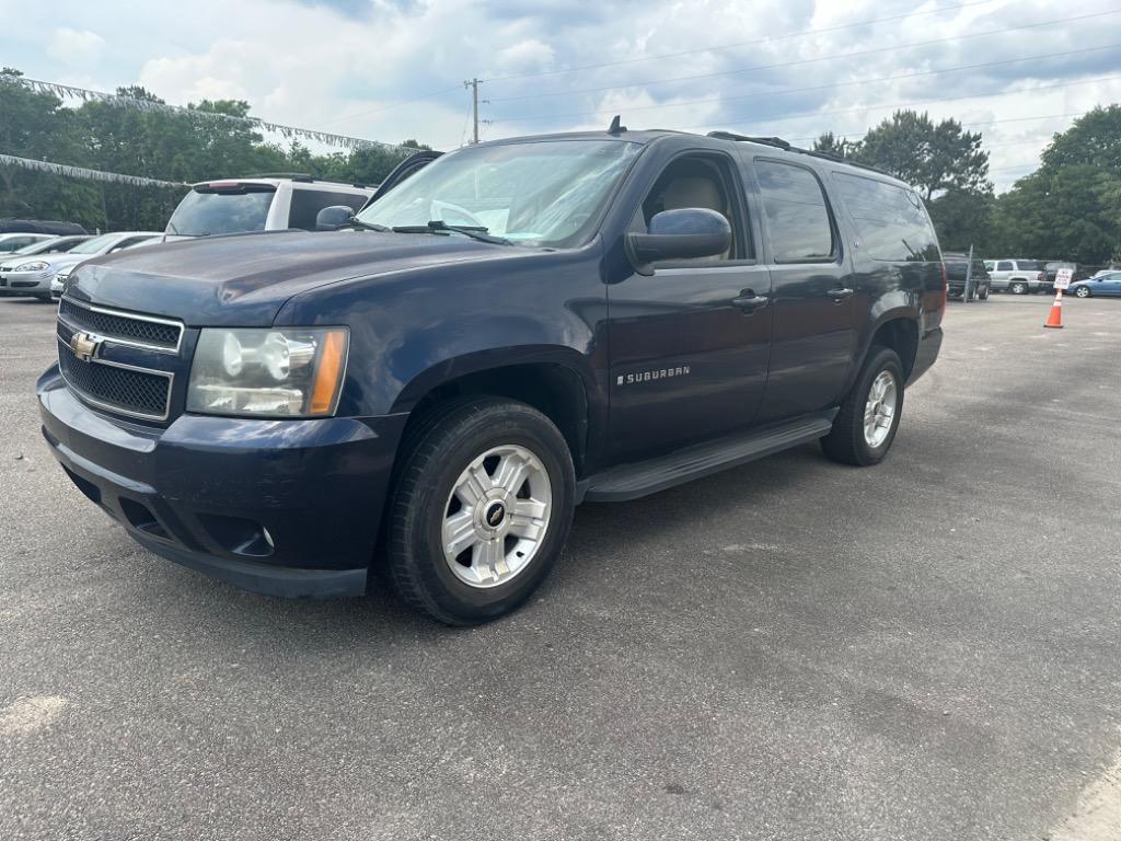 2009 Chevrolet Suburban LT 1500 photo
