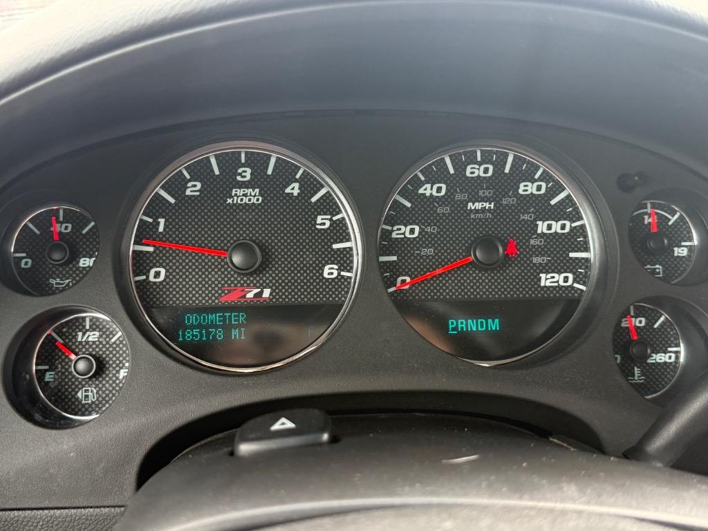 2012 Chevrolet Suburban - $12,800