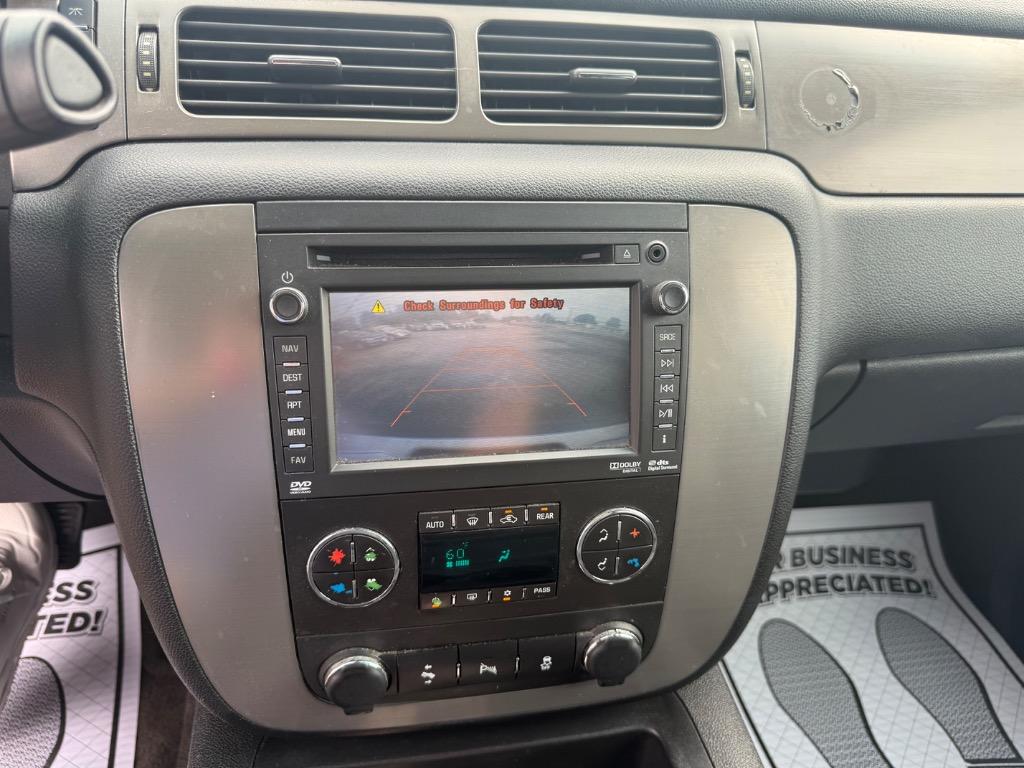 2012 Chevrolet Suburban - $12,800