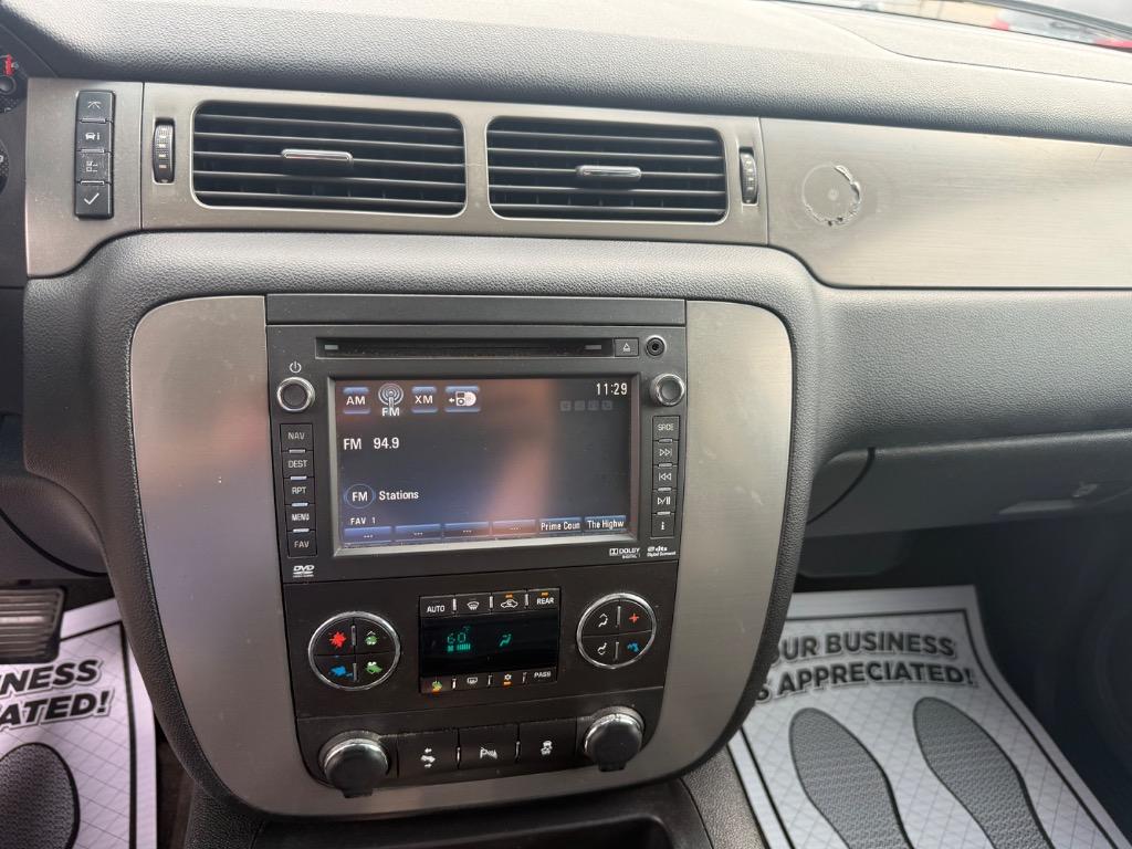 2012 Chevrolet Suburban - $12,800