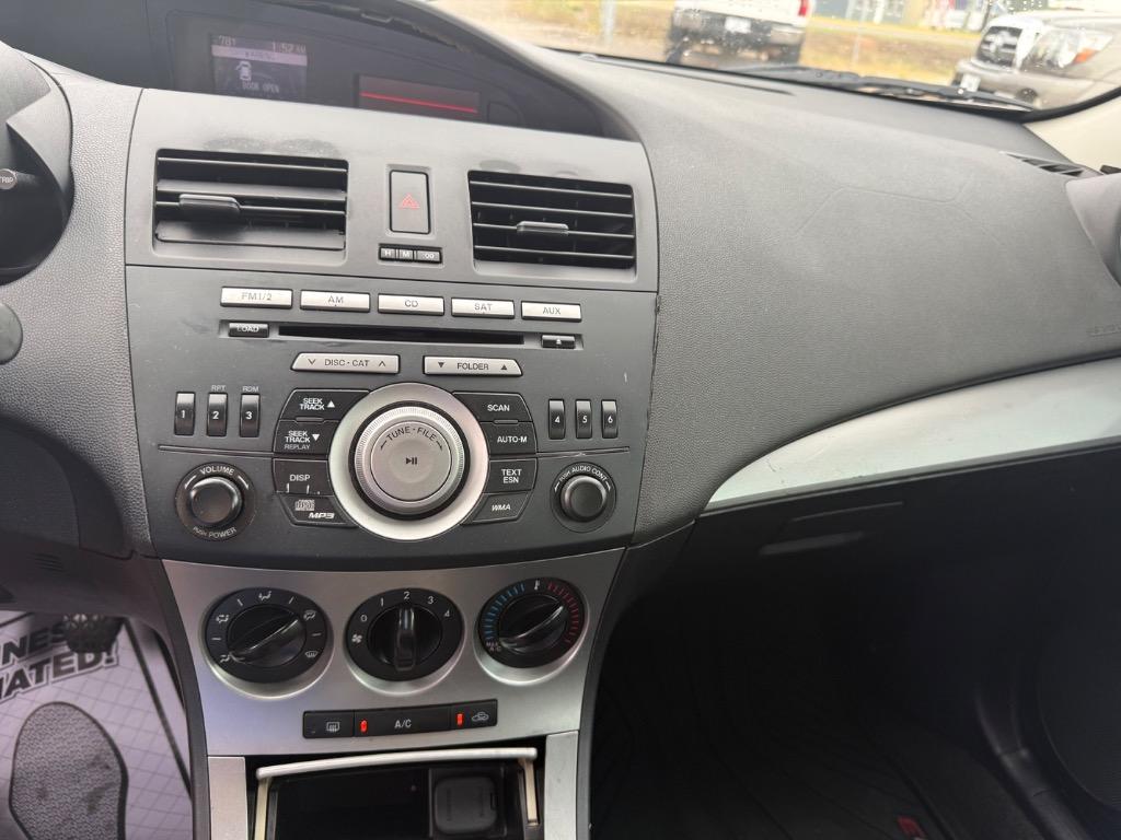 2010 MAZDA MAZDA3 - $6,500