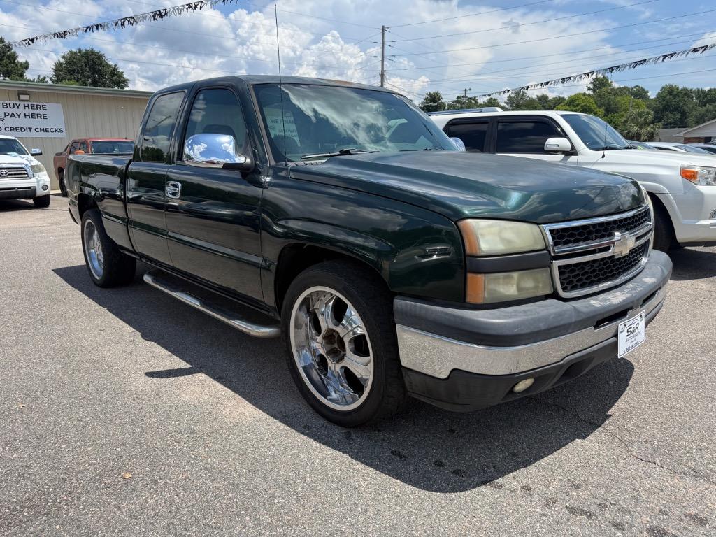 2007 Chevrolet Silverado - $7,200