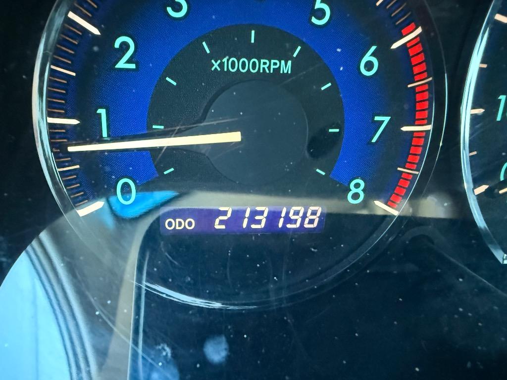 2006 Toyota Sienna - $7,500