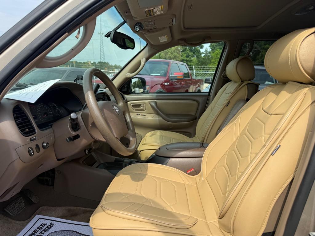 2003 Toyota Sequoia - $7,200