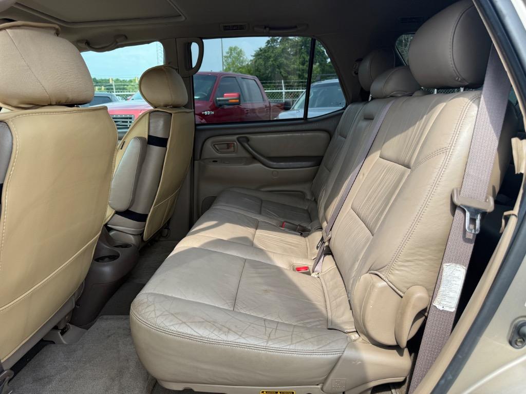 2003 Toyota Sequoia - $7,200