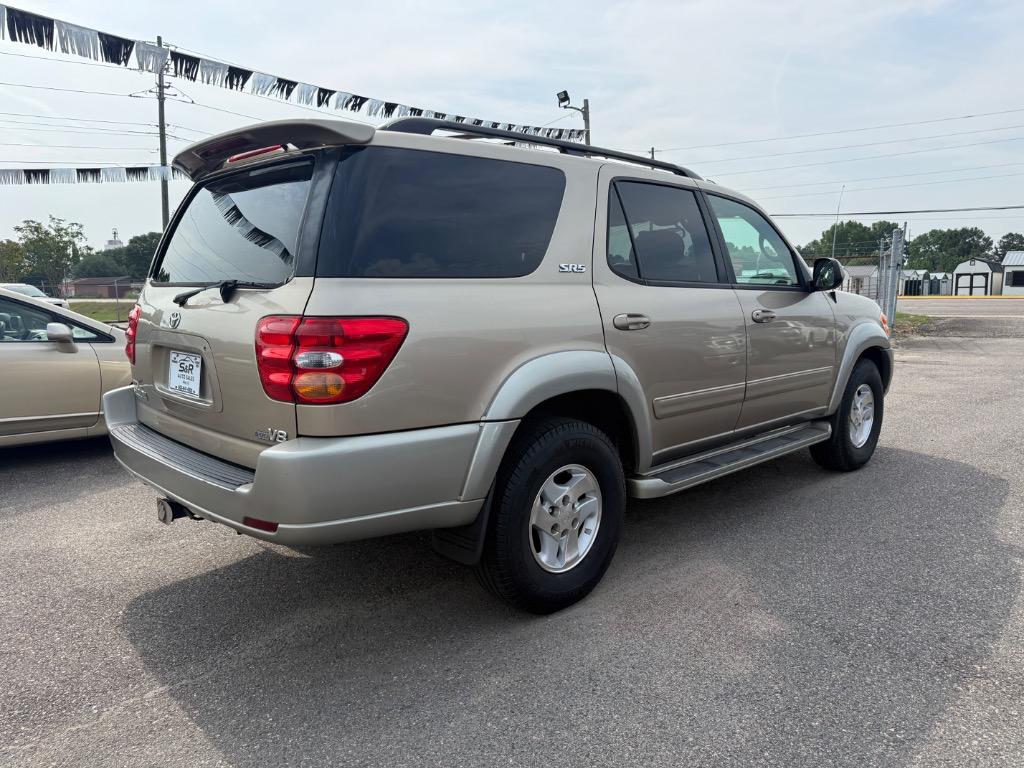 2003 Toyota Sequoia - $7,200