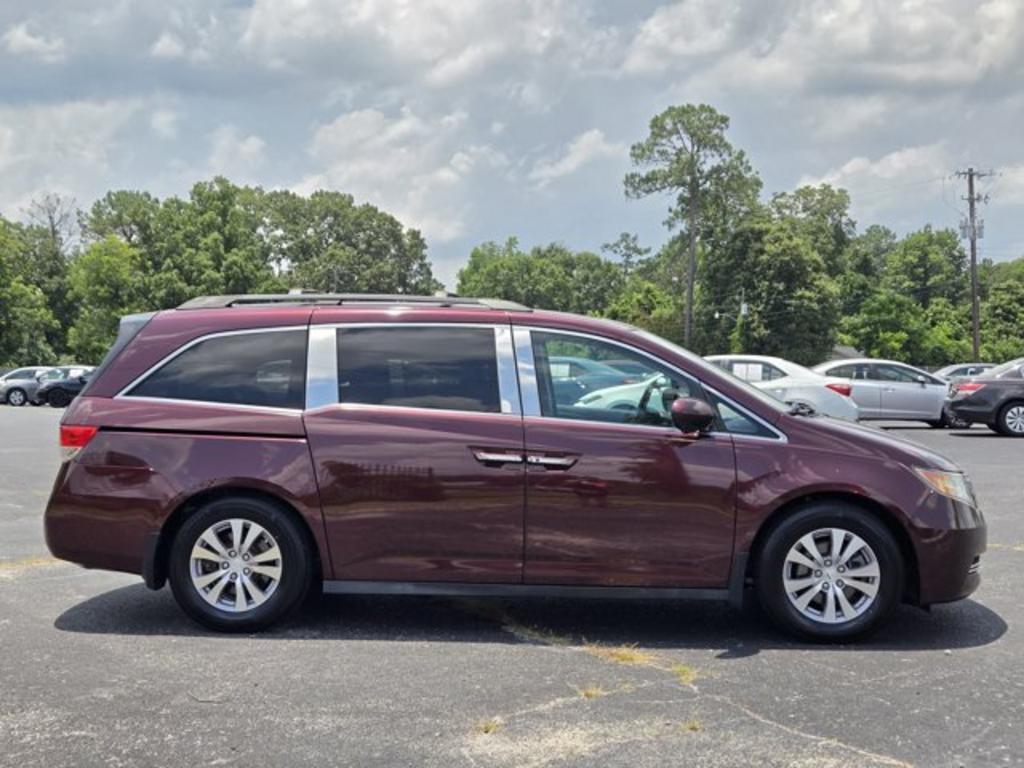 2015 Honda Odyssey - $14,995