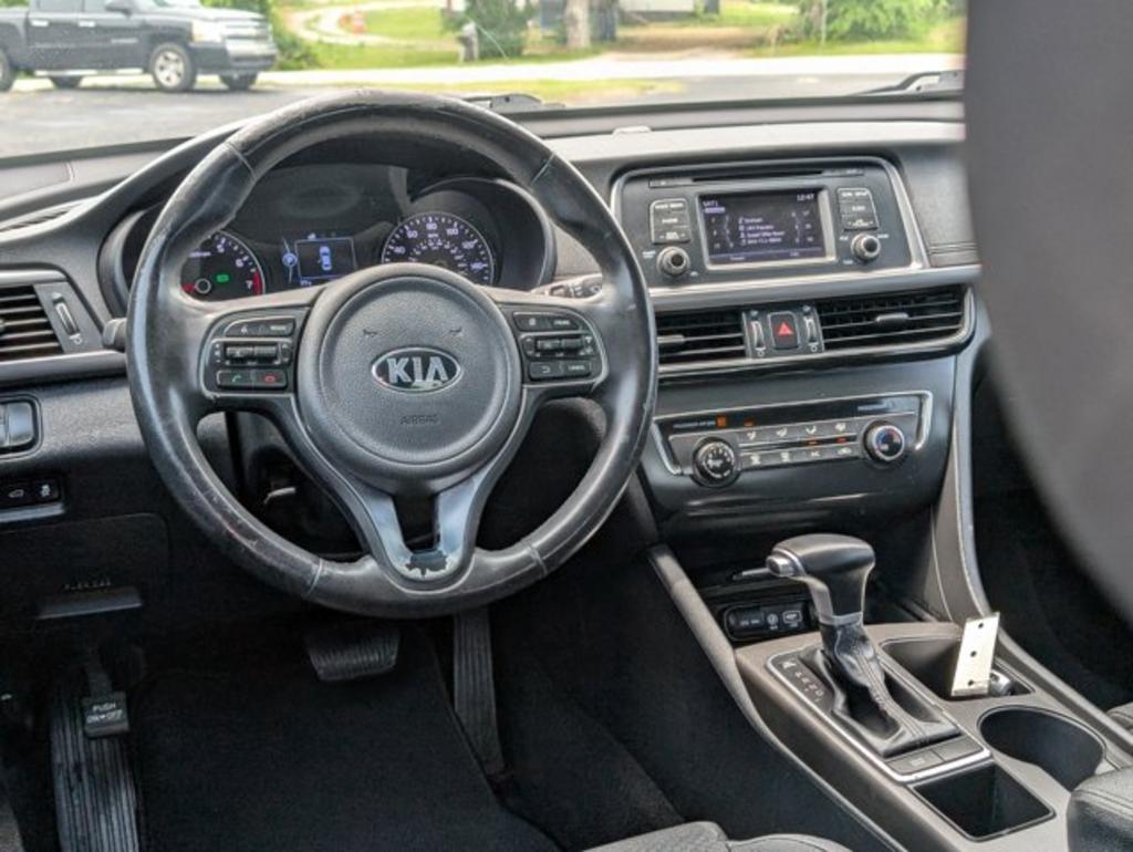 2016 Kia Optima  photo
