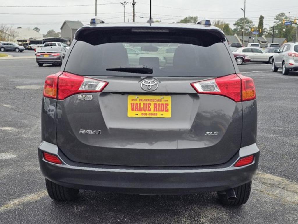 2014 Toyota RAV4 XLE photo