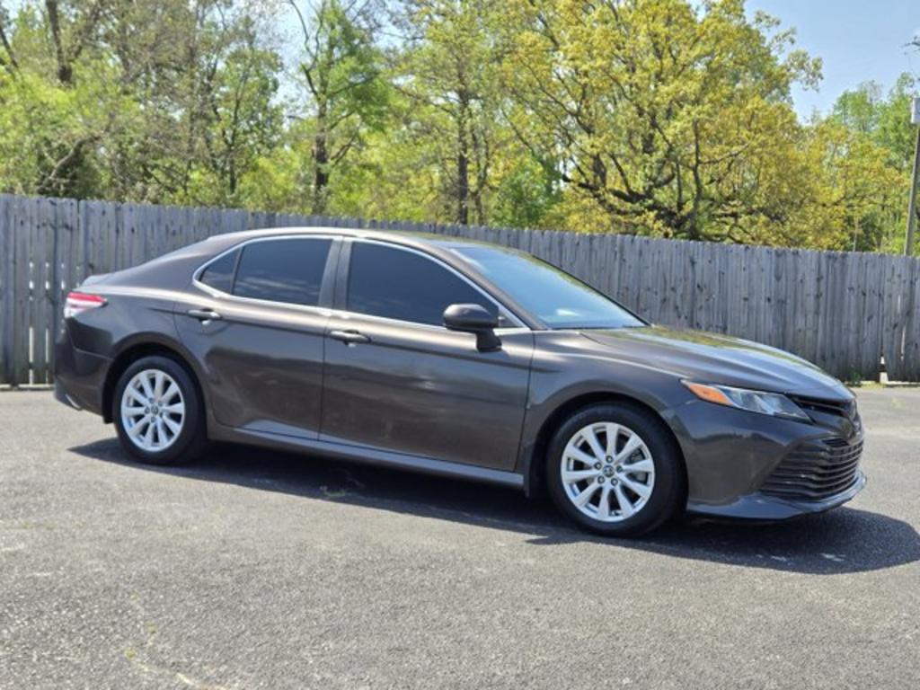 2018 Toyota Camry - $14,995