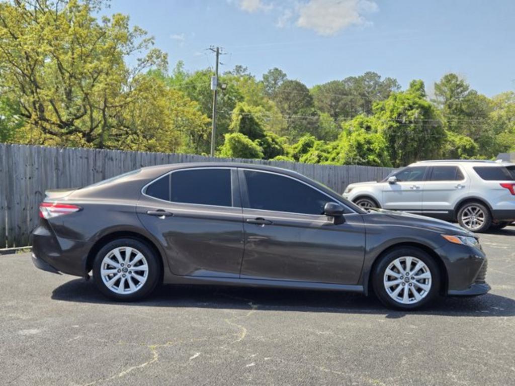 2018 Toyota Camry - $14,995
