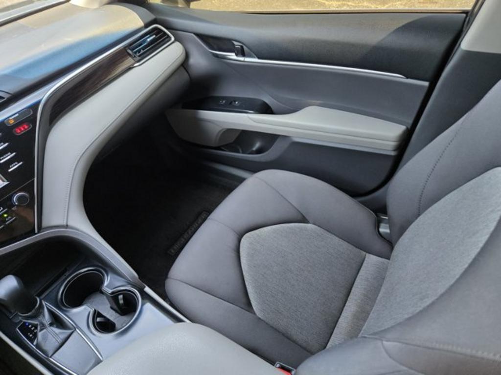 2018 Toyota Camry - $14,995
