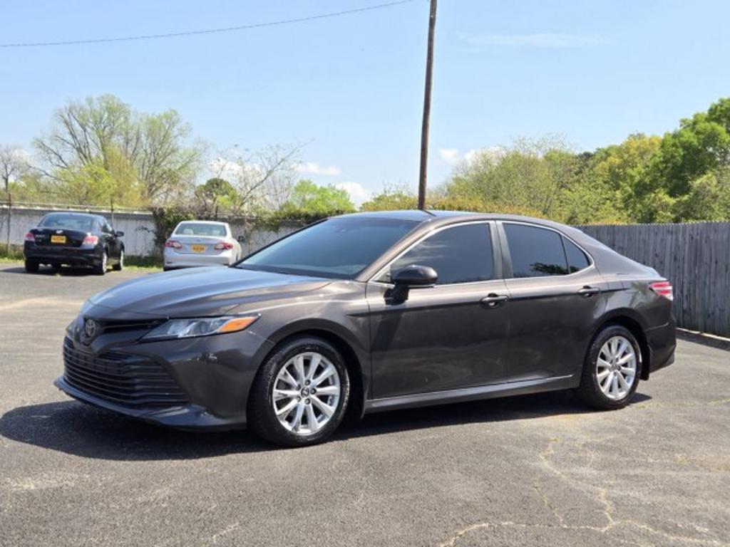 2018 Toyota Camry - $14,995