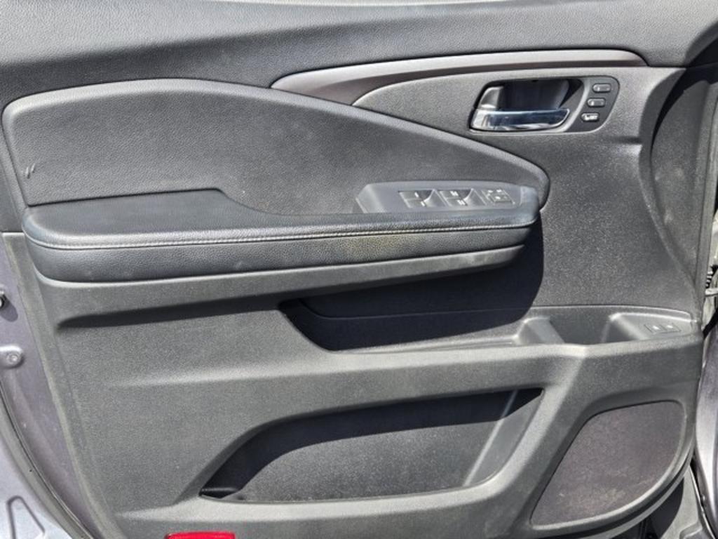 2019 Honda Pilot - $13,995