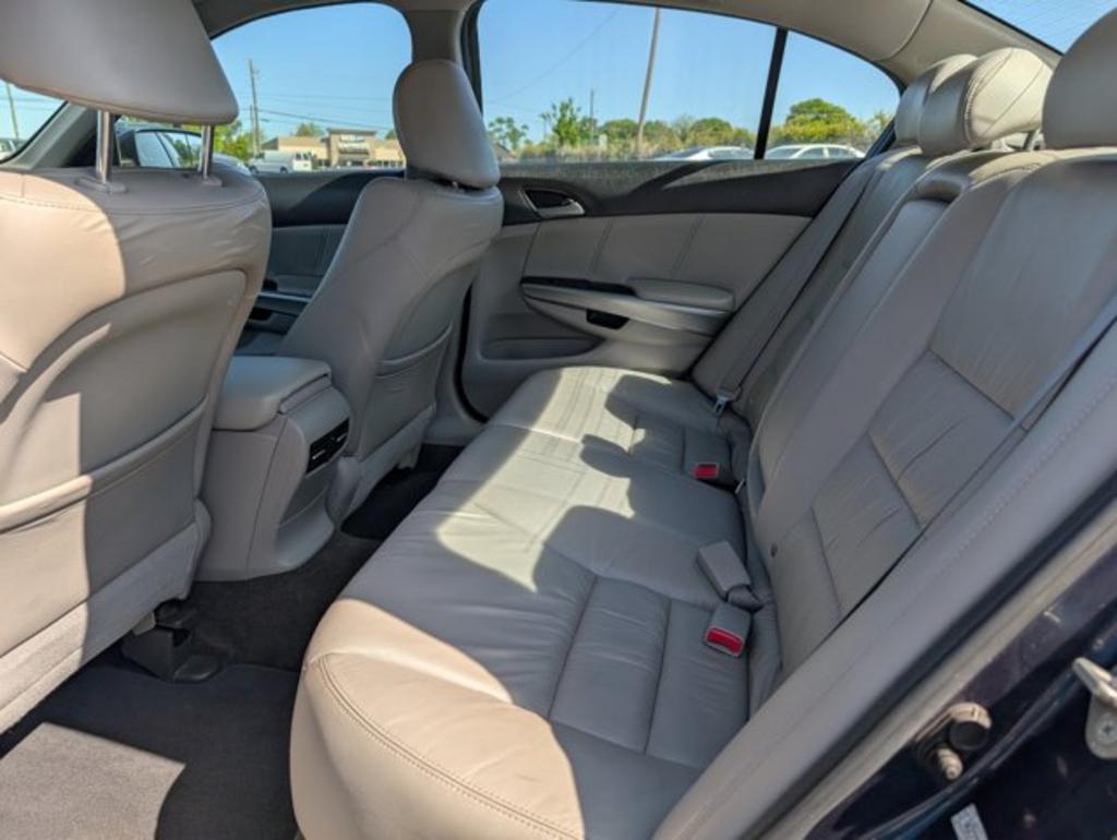 2010 Honda Accord EX-L V6 photo