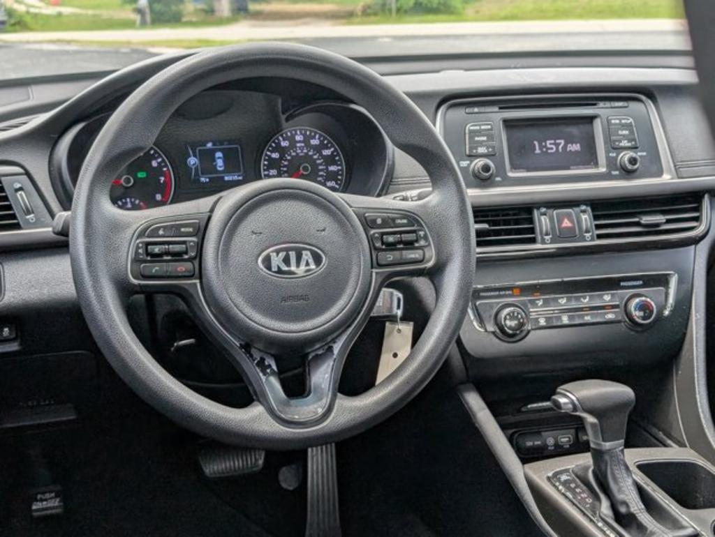 2016 Kia Optima  photo