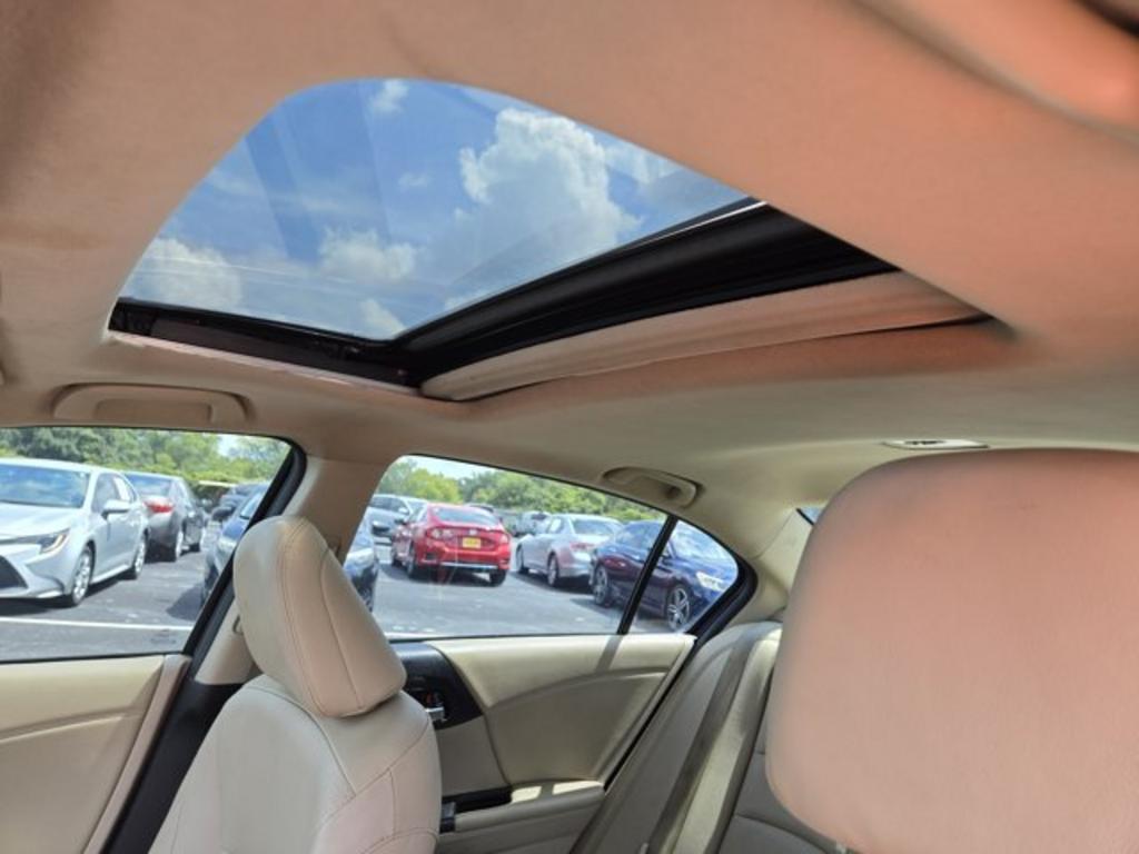 2014 Honda Accord - $13,995