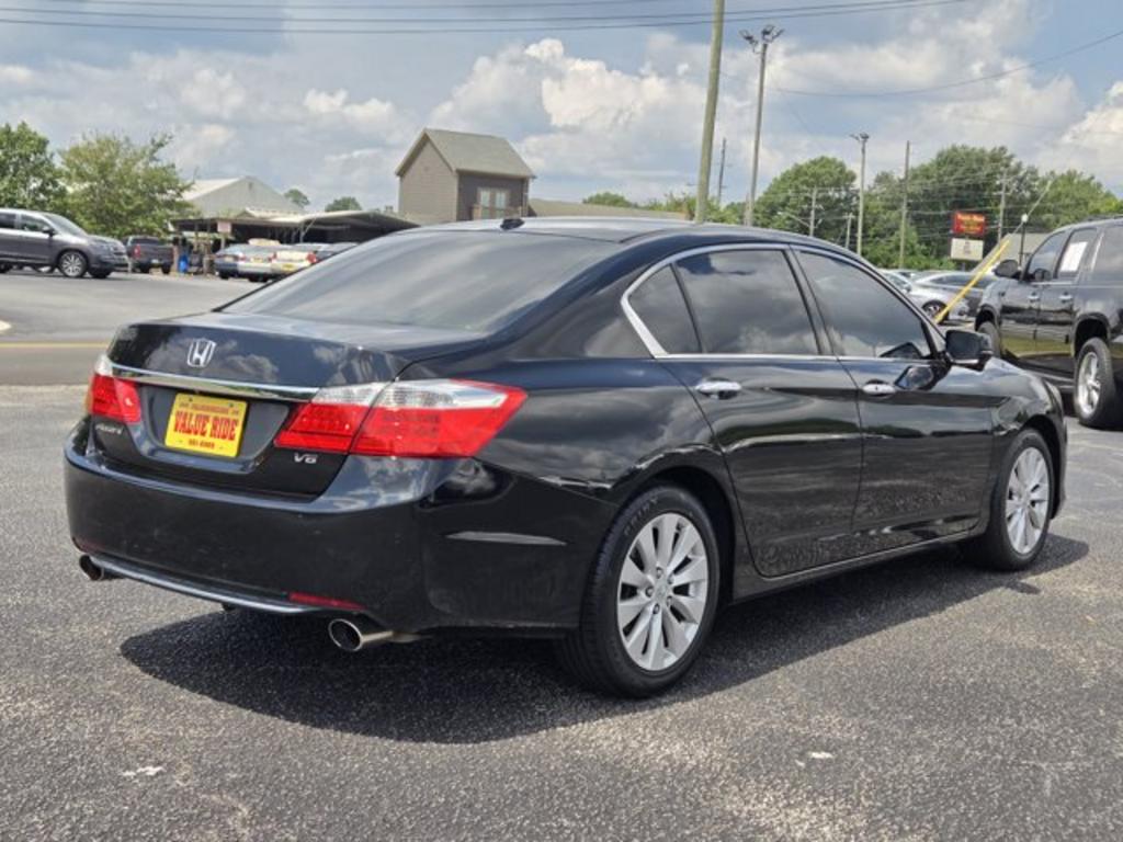 2014 Honda Accord - $13,995