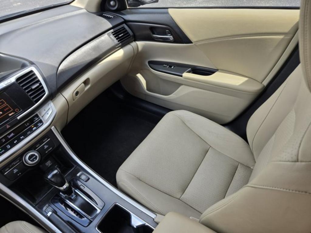 2014 Honda Accord - $13,995