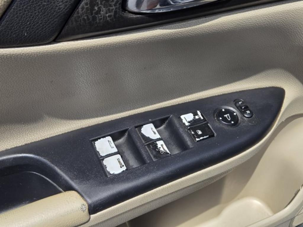 2014 Honda Accord - $13,995