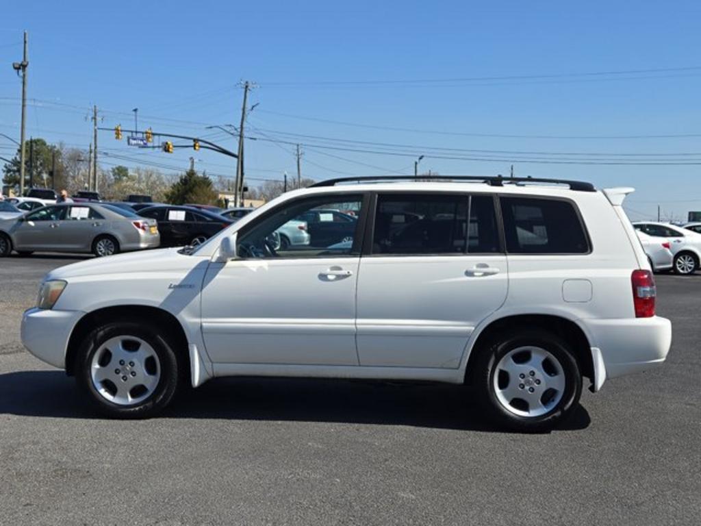 2004 Toyota Highlander photo