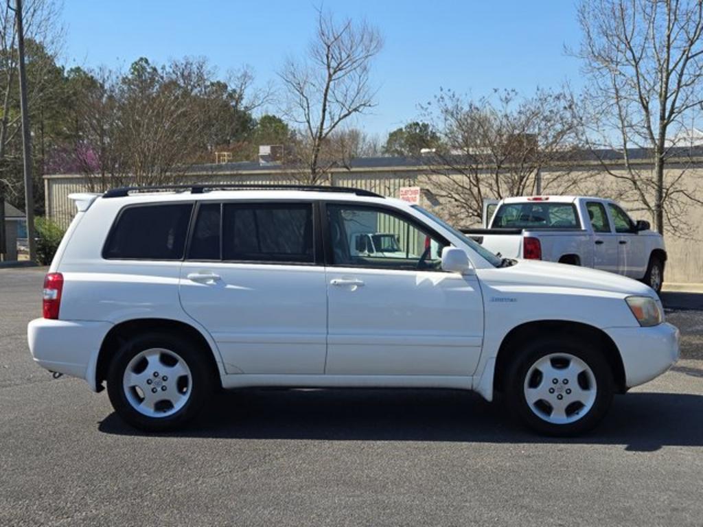 2004 Toyota Highlander photo