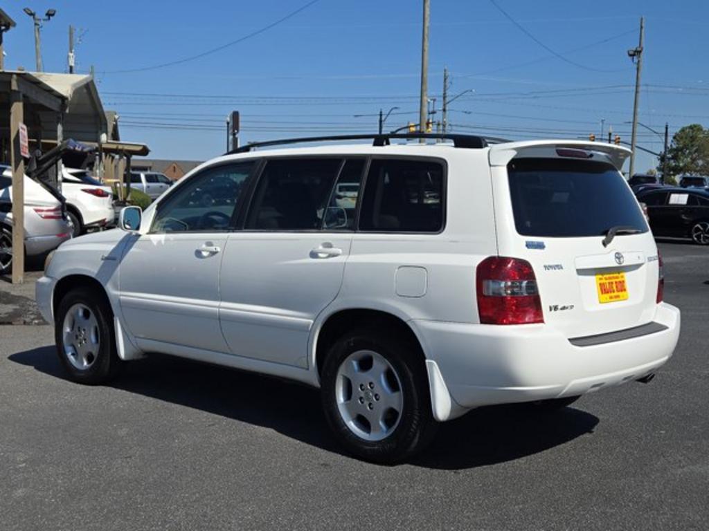 2004 Toyota Highlander photo