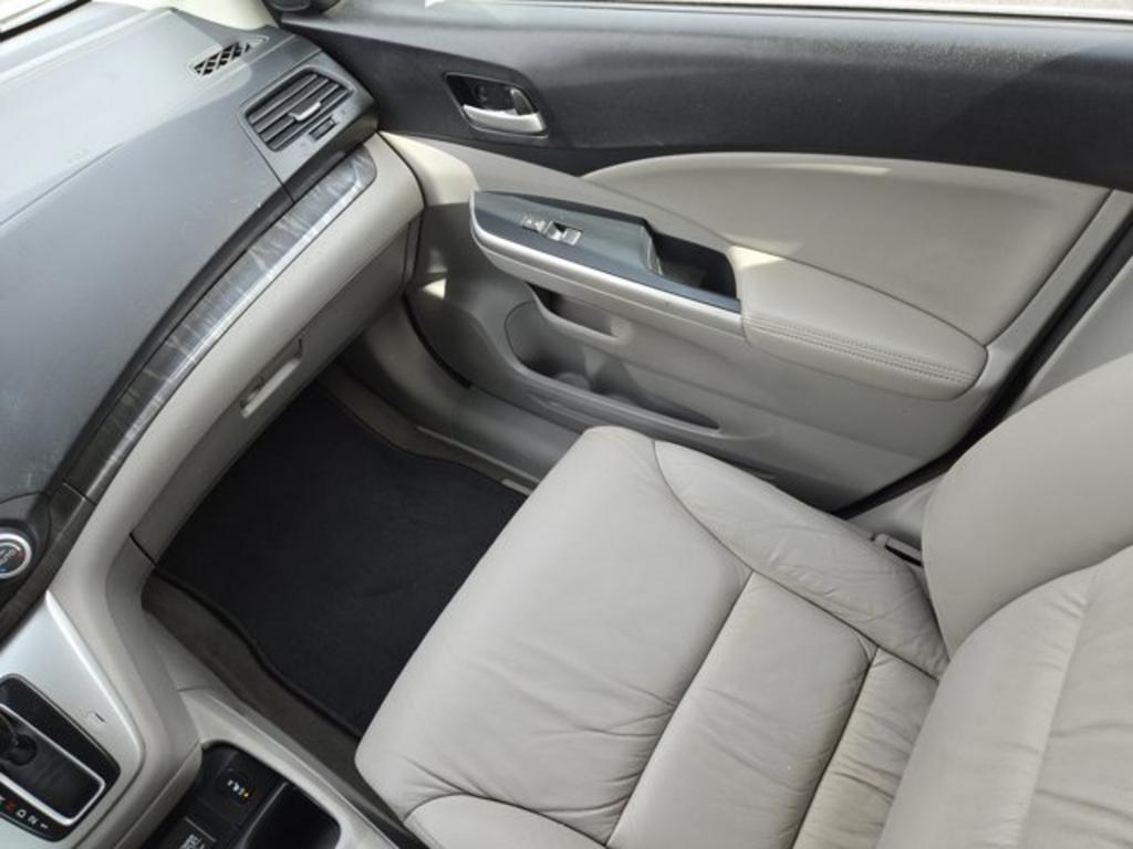 2014 Honda CR-V - $11,995