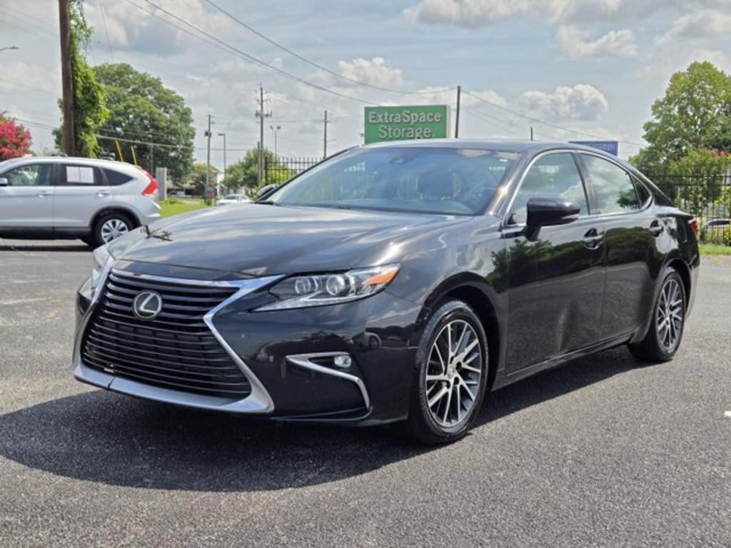 2016 Lexus ES - $15,995