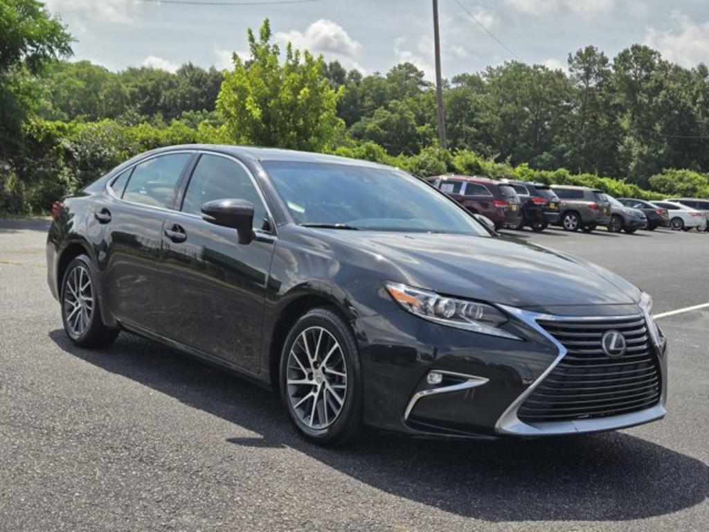 2016 Lexus ES - $15,995