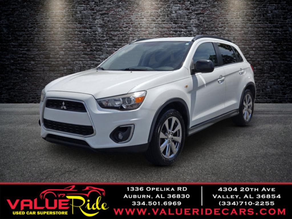 2013 Mitsubishi Outlander - $10,995