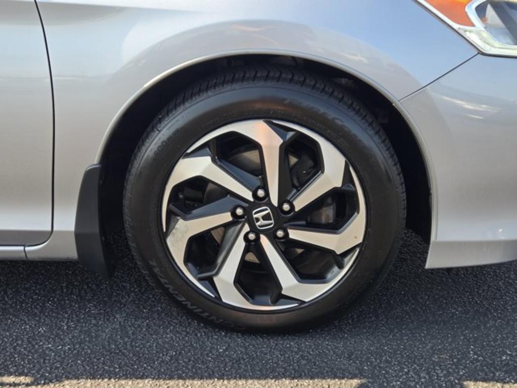 2016 Honda Accord - $12,995