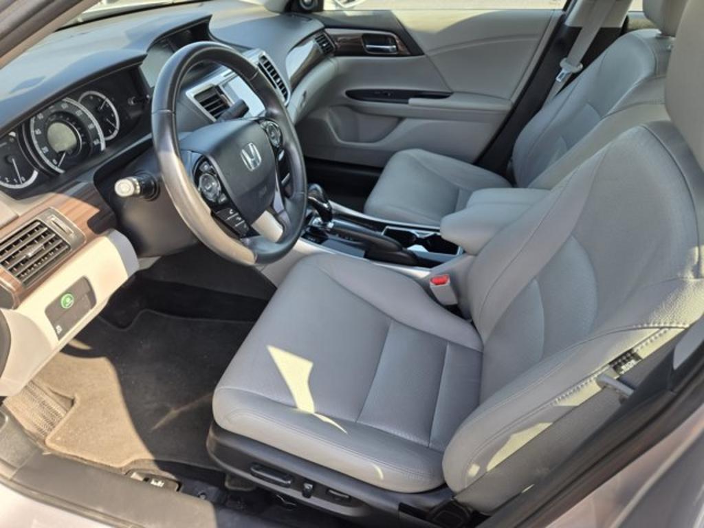 2016 Honda Accord - $12,995