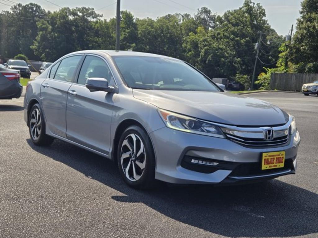 2016 Honda Accord - $12,995