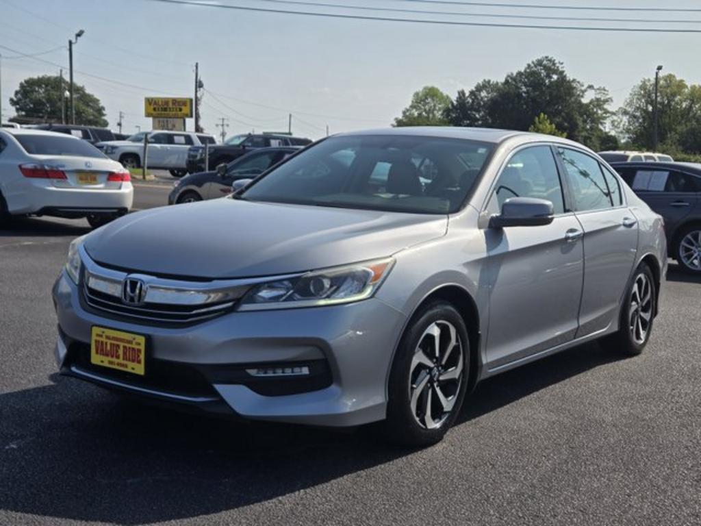 2016 Honda Accord - $12,995
