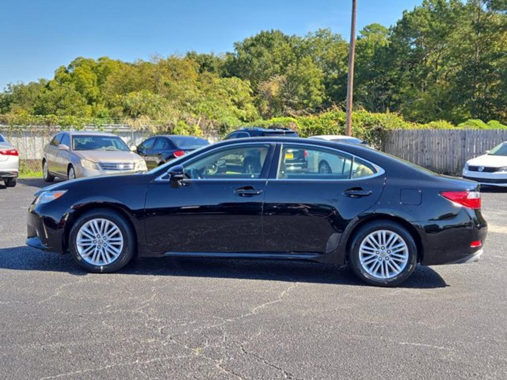 2013 Lexus ES - $12,995