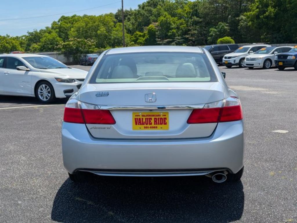 2013 Honda Accord - $12,995