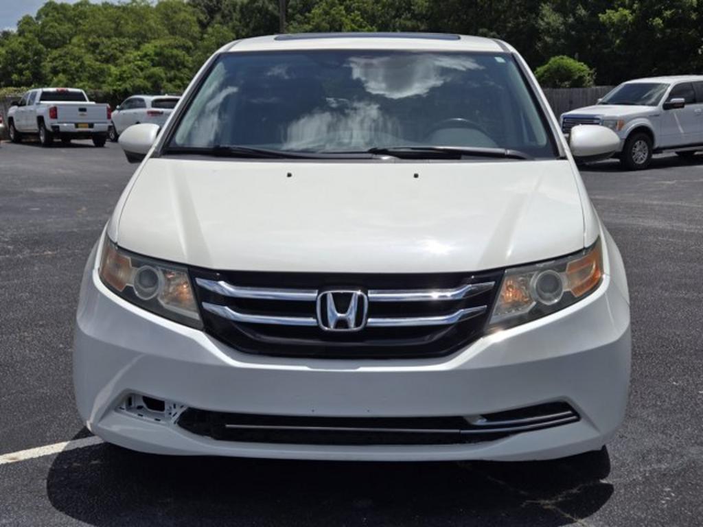 2016 Honda Odyssey - $15,995