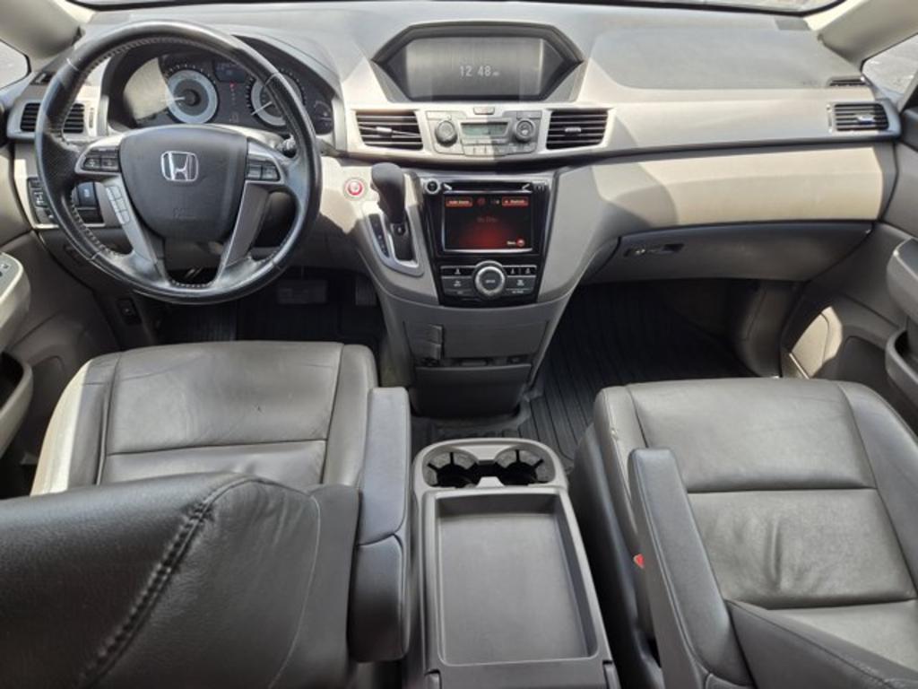 2016 Honda Odyssey - $15,995