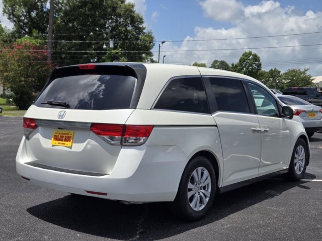 2016 Honda Odyssey - $15,995