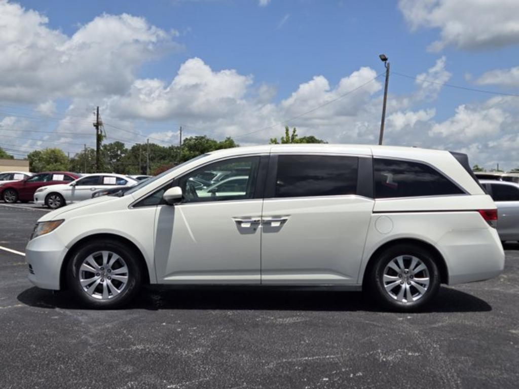 2016 Honda Odyssey - $15,995